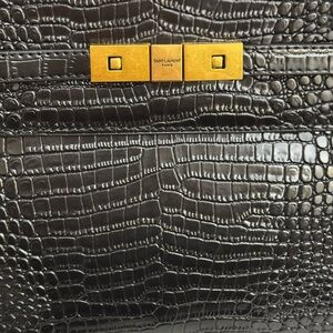 Stylist Black Crocodile Embossed women Bag